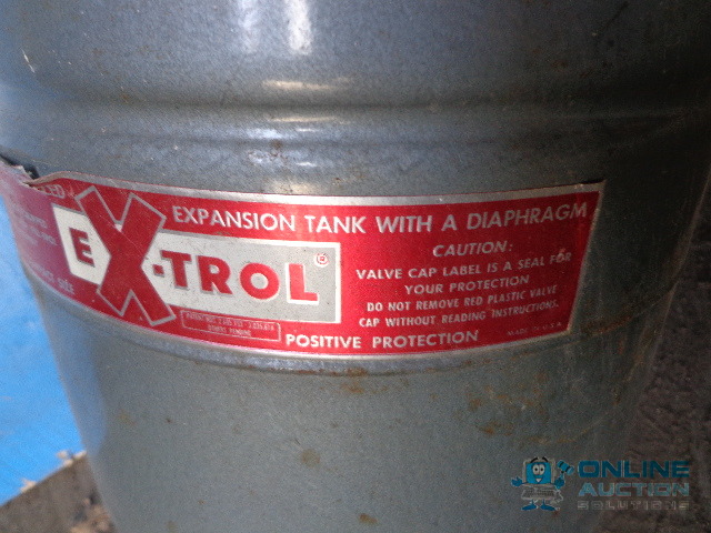 lot 75 image: Extrol Expansion Tank with Bladder