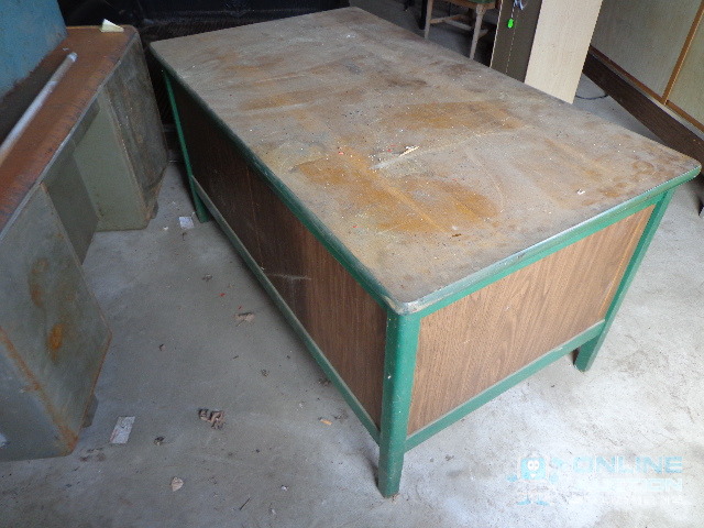 lot 65 image: Wooden Desk