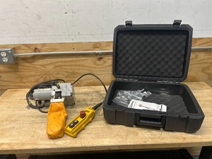 lot 22 image: Strongway Mini Electric Chain Hoist, 500-Lb. Capacity, 16.4ft. Lift MSRP $799.99