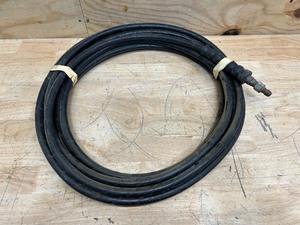 lot 86 image: Pressure washer hose