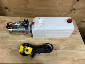 lot 100 image: Hydraulic Power Unit (sold as is)