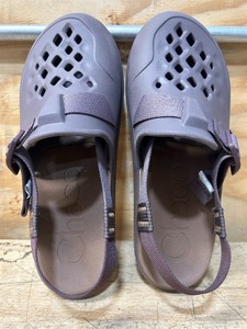 lot 123 image: Chaco Women s size 11