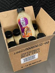 lot 28 image: OK 4 - 8x Taco Bell Baja Creamy Sauce 12 oz Bottles - Multi-Pack