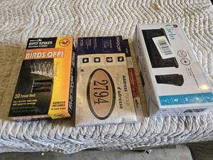 lot 69 image: Bird-X Bird Spikes, PRO-DF Address Plaque, and Architectural Mailboxes Cielo