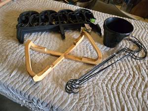 lot 87 image: Plastic Garden Edging and Accessories