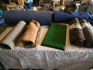 lot 90 image: Carpet Rolls, Rugs and Floor Runners Lot