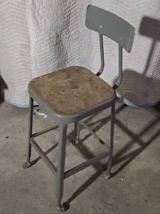 lot 106 image: Lyon Industrial Chair with Casters