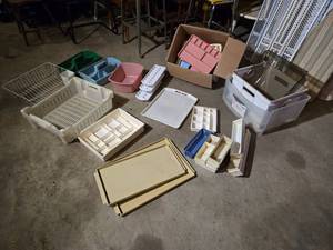 lot 112 image: Plastic Storage and Organizing Containers and Trays
