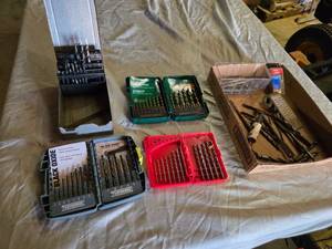 lot 163 image: Various Drill Bit Sets and Accessories