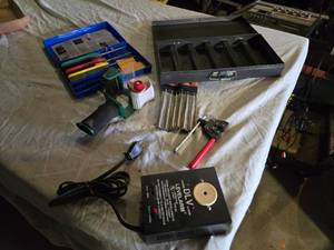 lot 182 image: Vector DLV Levelarm Signal Appliance and Assorted Tools