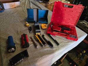 lot 183 image: Various Flashlights and Tool Set with Accessories Including Case and Safety Lights