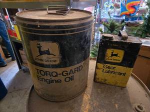lot 207 image: John Deere TORQ-GARD Engine Oil Can and Gear Lubricant Can
