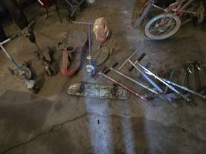 lot 212 image: Razor Scooters, Skateboard, and Kids Scooters Lot