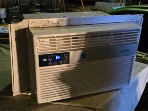 lot 219 image: Homepointe Window Air Conditioner MWHUK-06CRN8-BCL1