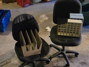 lot 226 image: Office chairs with file organizers and magazine holders
