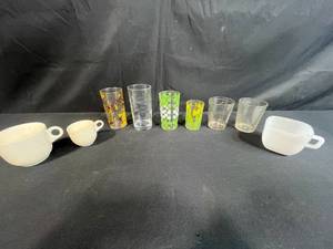 lot 30 image: Assorted Vintage Glassware and Cups Collection