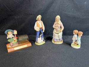 lot 32 image: Collection of 4 Vintage Figurines Homco and Holly Hobbie