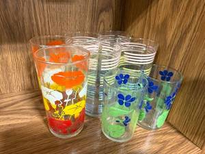lot 75 image: Set of Vintage Drinking Glasses with Floral and Stripe Patterns