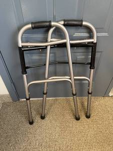 lot 81 image: Medline Folding Lightweight Walker with 350 lb Weight Capacity