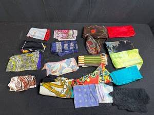 lot 179 image: Collection of Vintage and Modern Womens Scarves Assorted Patterns