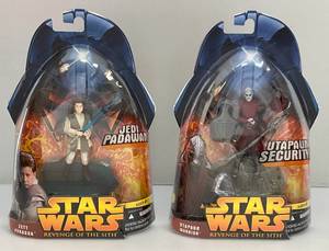 lot 2 image: STAR WARS Revenge Of The Sith Action Figures (New Old Stock)