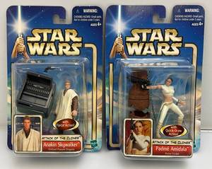 lot 23 image: STAR WARS Attack Of The Clones Action Figures (New Old Stock)
