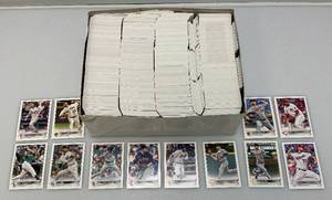 lot 154 image: Misc. Unsorted Sports Cards