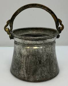 lot 200 image: Vintage Cated Copper Brass Primitive Swing Handle Decorative Cook Pot 6 x 7 12