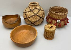 lot 209 image: Vintage Misc. Woven Baskets, Wooden Bowls And More