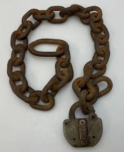 lot 233 image: Vintage ADLAKE Brand Heavy Metal Padlock With Heavy Iron Chain