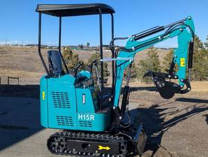 lot 16 image: CFG&nbspMini Excavator H15R