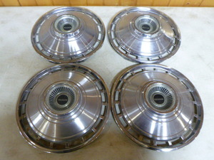 lot 22 image: 4 Monza Corvair Hub Cabs