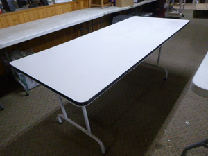 lot 38 image: Folding Table