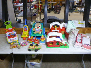 lot 41 image: Lot of Toys and Porcelain Dolls