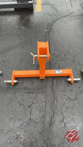 lot 20 image: Wolverine QC3-26-14G 3-Point Hitch Adapter