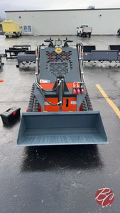 lot 40 image: ATS ATS-T460 Gas Mini Skid Steer