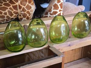 lot 406 image: Lot of (4) Handblown Art Glass Table Vases by Holmegaard 6 x 7 (green) (rounded triangle)