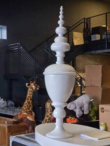 lot 469 image: Lot of (1) Resin Decorative Floor Vase 13 x 48 (white)