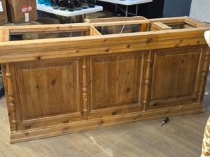 lot 572 image: Wood Bar 6-12 x 27 x 36