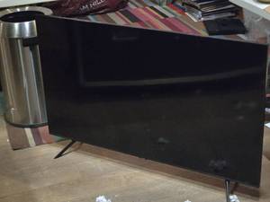 lot 212 image: Samsung 55 Flatscreen TV QN55Q70TAF