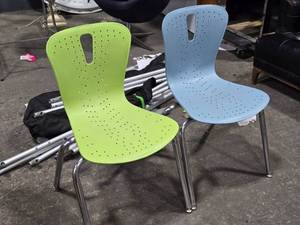 lot 247 image: Lot of (2) Flow Chair with Chrome-Plated Legs - Berries by Jonti-Craft