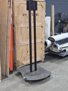 lot 271 image: 6 TV Display Stand