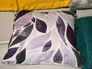 lot 303 image: Calitime Cozy 16 Fleece Falling Dahlia Floral Flower Petals pattern Covered Throw Pillow