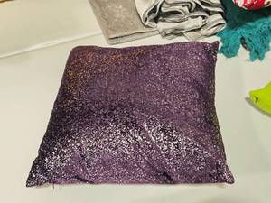 lot 312 image: Eucior 14 Covered Throw Pillow Sparkly Finish (purplesilver)