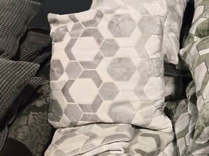 lot 321 image: Lot of (2) 21 Covered Throw Pillows - Manipur by Designers Guild with Cut Velvet Hexagonal Geometric pattern (whitegrey) and (3) Matching Pillow Covers