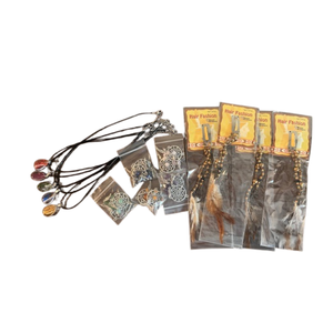 lot 42 image: Lot of Necklaces, Hairclips, Keychains