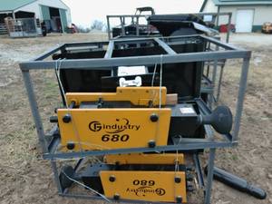 lot 101 image: Skid Steer Post Pounder