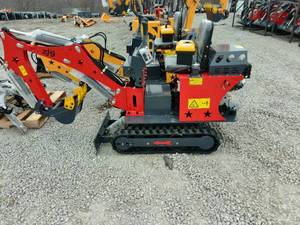 lot 23 image: ZJZ-08 MINI EXCAVATOR ORANGE