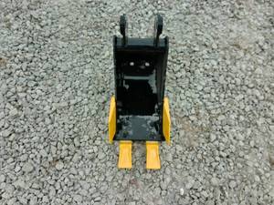 lot 56 image: bucket ZJZ12-20