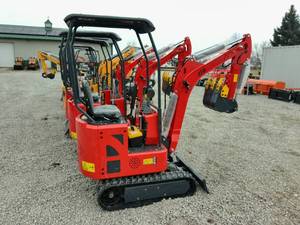 lot 20 image: ZJZ-12 MINI EXCAVATOR ORANGE
